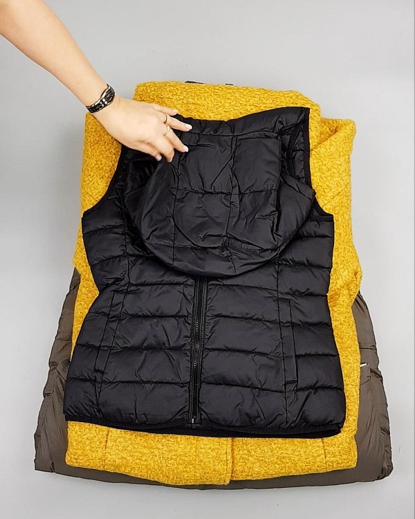 Фотография  885 - Верхняя одежда ONLY 104#10 кг, ЛОТ №7194 оптом в Махачкале и Дагестане