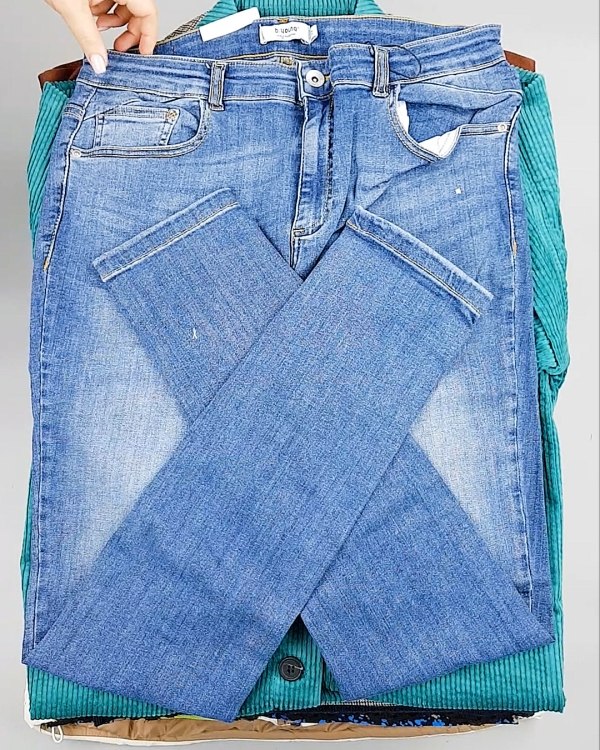 Фотография  179 - B.YOUNG Winter mix 104#15 кг, ЛОТ №7171 оптом в Махачкале и Дагестане