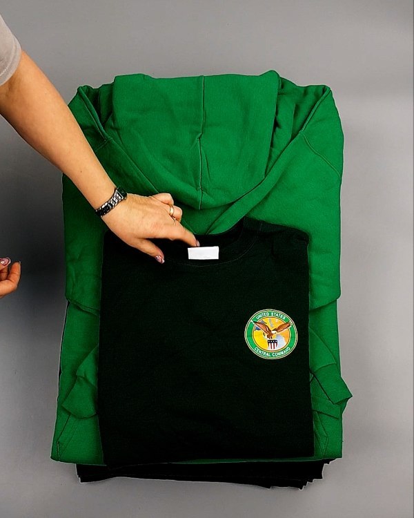 Фотография  850 - Толстовки м/ж (Sweat Tops)#20 кг, ЛОТ №7431 оптом в Махачкале и Дагестане