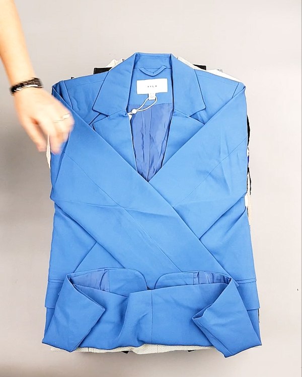 Фотография  663 - Bestseller Winter mix 104#15 кг, ЛОТ №7343 оптом в Махачкале и Дагестане