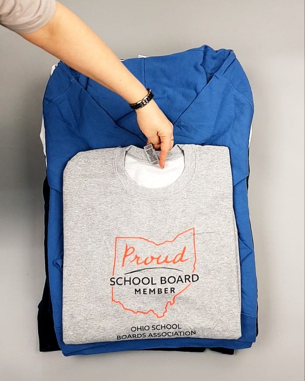 Фотография  457 - Толстовки м/ж (Sweat Tops)#20 кг, ЛОТ №7434 оптом в Махачкале и Дагестане