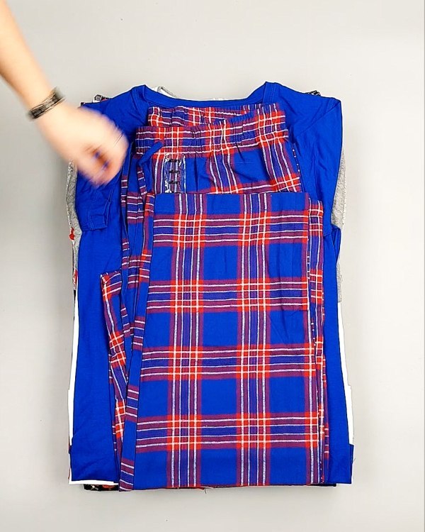 Фотография  810 - Домашняя одежда CAN 104#10 кг, ЛОТ №7330 оптом в Махачкале и Дагестане