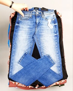 Фотография  994 - Bestseller Summer mix 104#15 кг, ЛОТ №7495 оптом в Махачкале и Дагестане