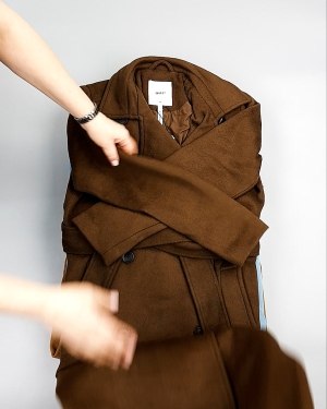 Фотография  754 - Пальто Bestseller 104#10,5 кг, ЛОТ №7559 оптом в Махачкале и Дагестане