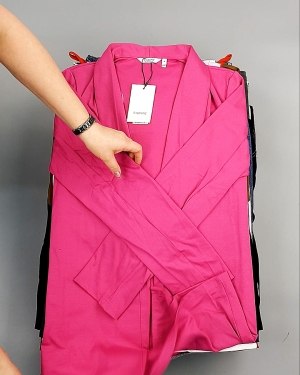 Фотография  883 - Bestseller Summer mix 104#15 кг, ЛОТ №7494 оптом в Махачкале и Дагестане