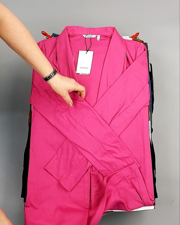 Фотография  340 - Bestseller Summer mix 104#15 кг, ЛОТ №7494 оптом в Махачкале и Дагестане