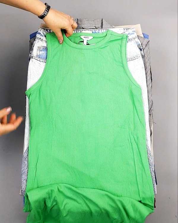 Фотография  975 - Bestseller Summer mix 104#15 кг, ЛОТ №7491 оптом в Махачкале и Дагестане