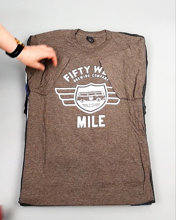 Фотография  943 - Футболки СТОК CAN 084#5 кг, ЛОТ №7839 оптом в Махачкале и Дагестане