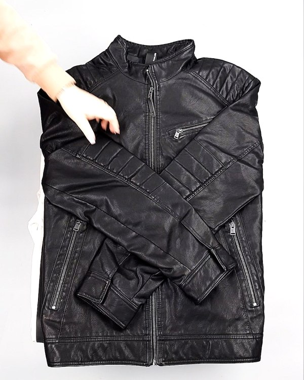 Фотография  525 - Верхняя одежда весна TOM TAILOR 124#7,1 кг, ЛОТ №7580 оптом в Махачкале и Дагестане