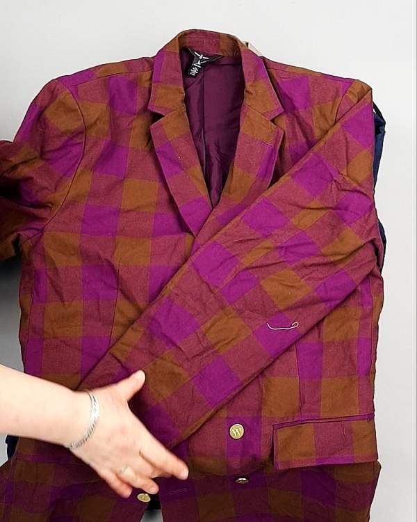 Фотография  926 - Пиджаки муж AMAZON 015#7,8 кг, ЛОТ №7774 оптом в Махачкале и Дагестане