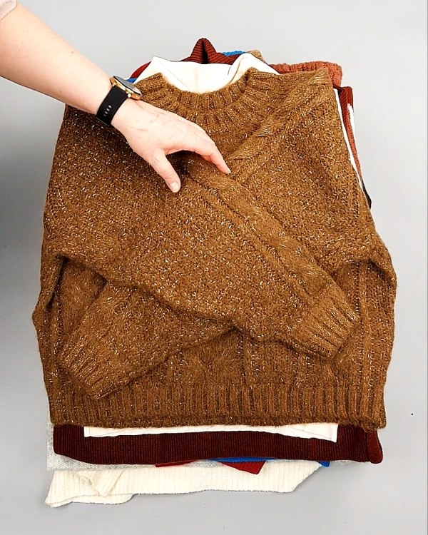 Фотография  723 - Джемпера СТОК CAN 084#7 кг, ЛОТ №7651 оптом в Махачкале и Дагестане