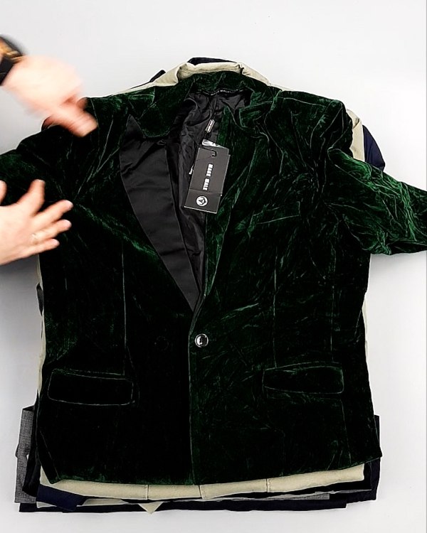 Фотография  241 - Пиджаки муж AMAZON 015#7 кг, ЛОТ №7769 оптом в Махачкале и Дагестане