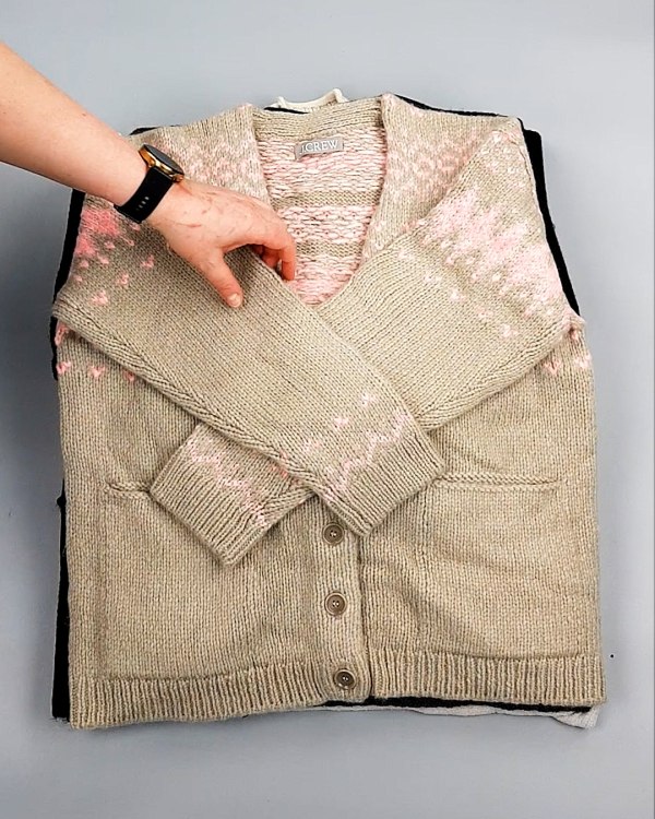 Фотография  914 - Джемпера СТОК CAN 084#7 кг, ЛОТ №7649 оптом в Махачкале и Дагестане