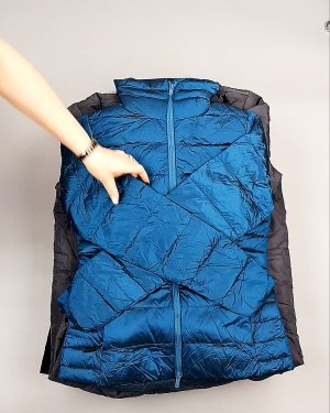 Фотография  188 - Верхняя одежда AMAZON жен 015#10 кг, ЛОТ №7712 оптом в Махачкале и Дагестане