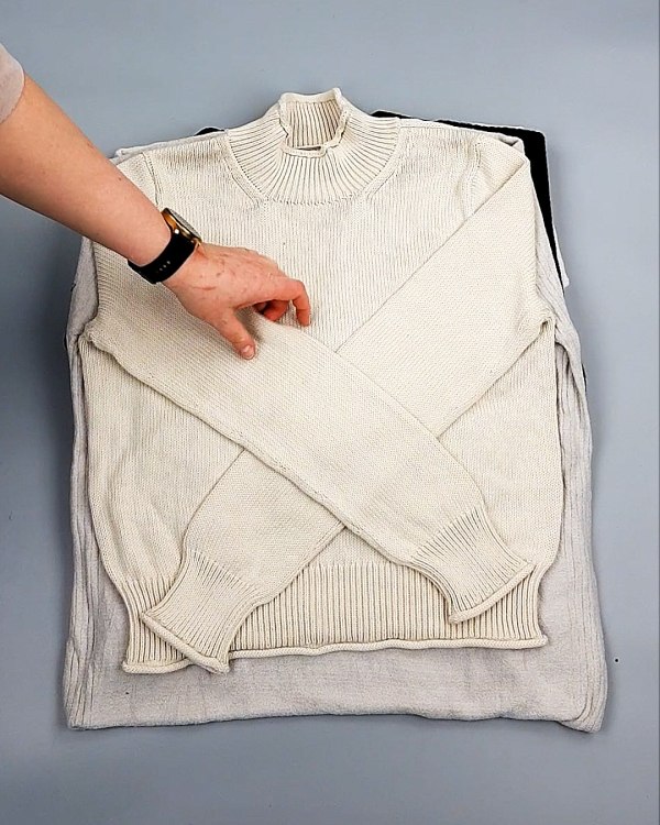 Фотография  687 - Джемпера СТОК CAN 084#7 кг, ЛОТ №7649 оптом в Махачкале и Дагестане