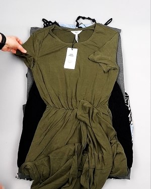 Фотография  202 - Платья Bestseller Summer 104#5 кг, ЛОТ №7701 оптом в Махачкале и Дагестане