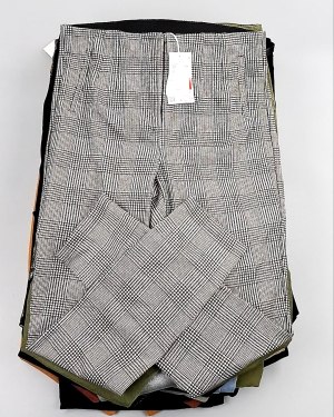 Купить Брюки женские лето C&A 025#10 кг, ЛОТ №7893 оптом в Махачкале и Дагестане