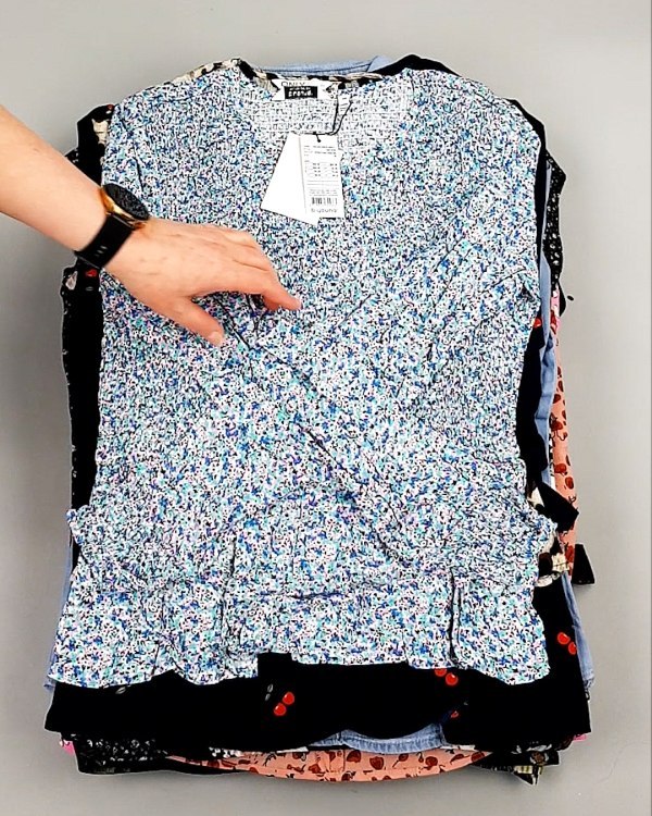 Фотография  602 - Блузки Bestseller 44#5 кг оптом в Махачкале и Дагестане