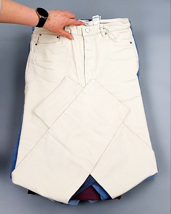 Фотография  336 - Джинсы NEXT Women#10 кг, ЛОТ №8034 оптом в Махачкале и Дагестане