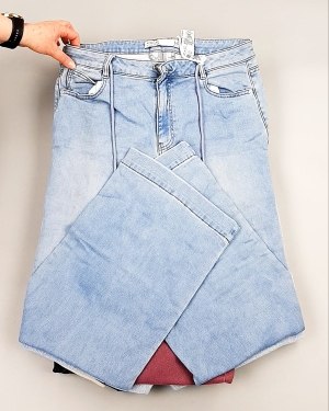 Фотография  767 - Джинсы NEXT Women#10 кг, ЛОТ №8034 оптом в Махачкале и Дагестане