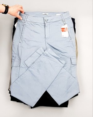 Фотография  255 - Брюки женские лето C&A 025#10 кг, ЛОТ №7895 оптом в Махачкале и Дагестане