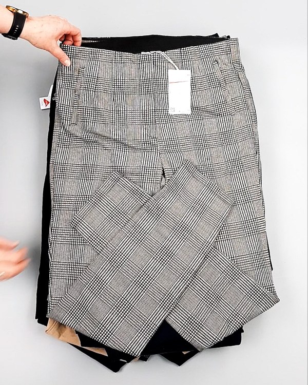 Фотография  418 - Брюки женские лето C&A 025#10 кг оптом в Махачкале и Дагестане