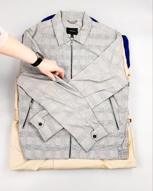 Фотография  434 - Ветровки м/ж C&A 025#10 кг, ЛОТ №7864 оптом в Махачкале и Дагестане