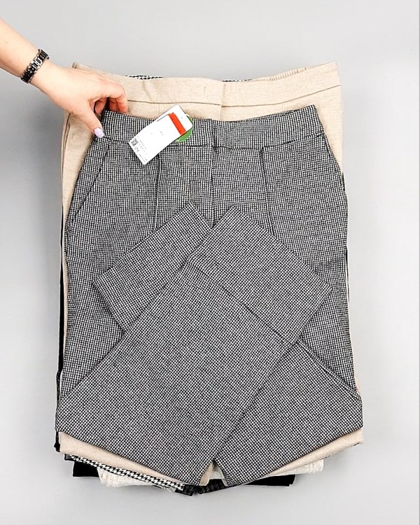 Фотография  813 - Брюки женские зима C&A 025#10 кг, ЛОТ №7911 оптом в Махачкале и Дагестане