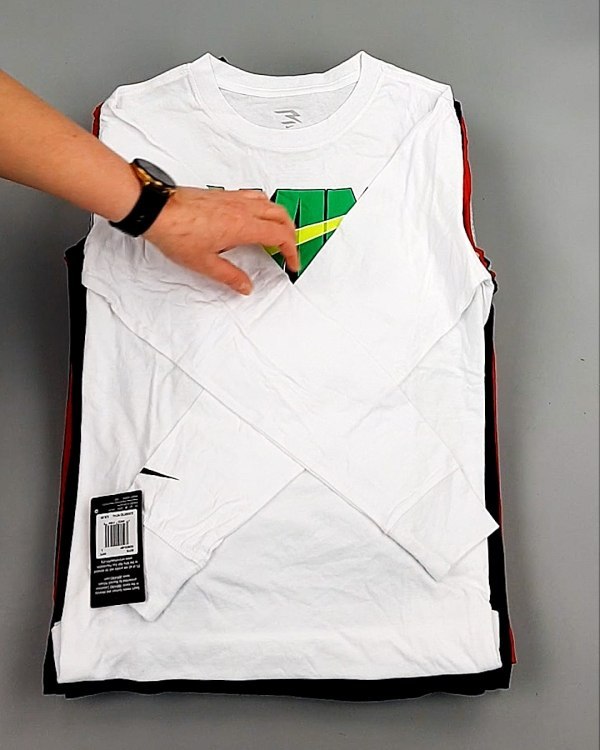 Фотография  794 - Тонковки детские NIKE CAN 084#5 кг, ЛОТ №7970 оптом в Махачкале и Дагестане