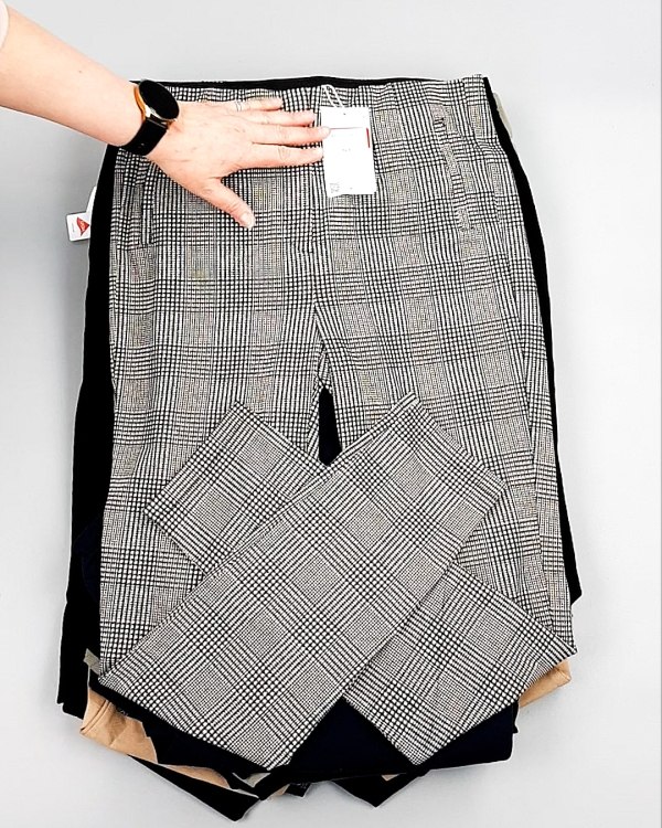 Фотография  363 - Брюки женские лето C&A 025#10 кг, ЛОТ №7892 оптом в Махачкале и Дагестане