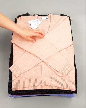 Фотография  259 - Джемпера легкие Bestseller+DK 035#7 кг, ЛОТ №8252 оптом в Махачкале и Дагестане