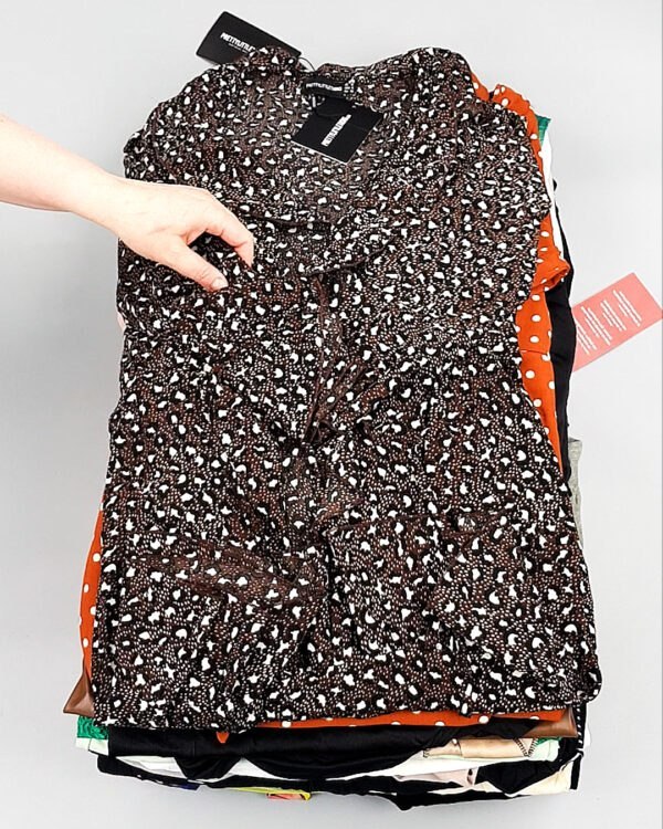 Фотография  558 - Платья Англия СТОК лето#10 кг оптом в Махачкале и Дагестане