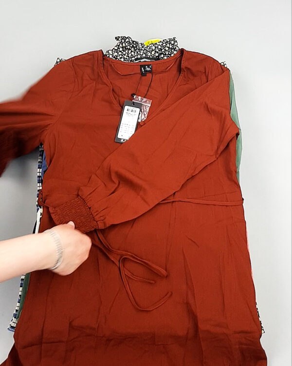 Фотография  555 - Платья Bestseller 44#5 кг, ЛОТ №8319 оптом в Махачкале и Дагестане