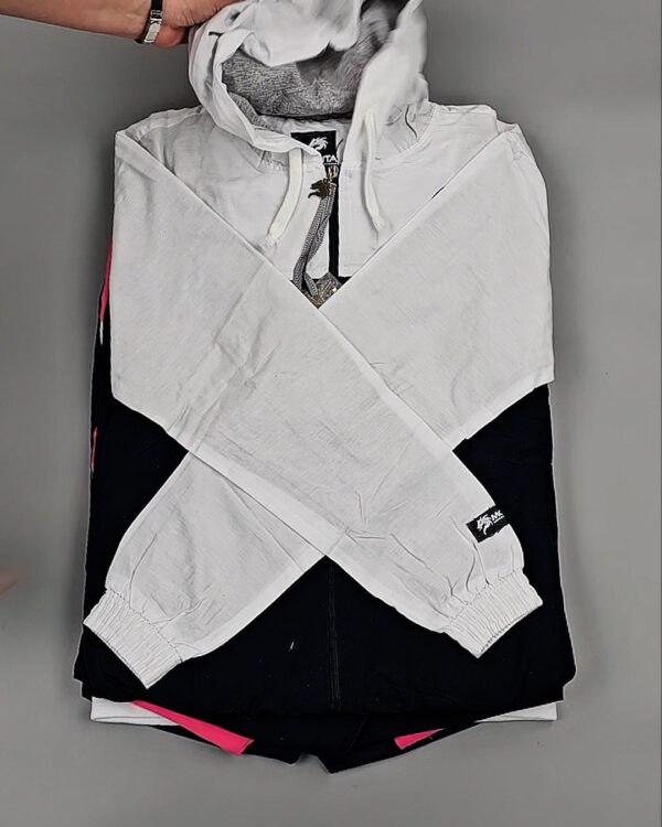 Фотография  291 - Спортивные костюмы  AD83#4 шт, ЛОТ №8637 оптом в Махачкале и Дагестане