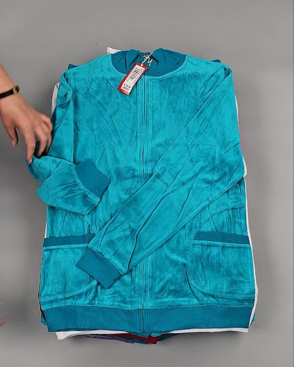 Фотография  796 - Спортивные костюмы  AD83#10 шт, ЛОТ №8642 оптом в Махачкале и Дагестане