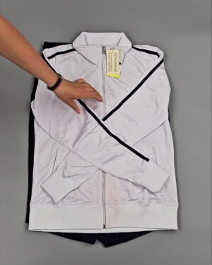 Фотография  188 - Спортивные костюмы  AD83#4 шт, ЛОТ №8637 оптом в Махачкале и Дагестане