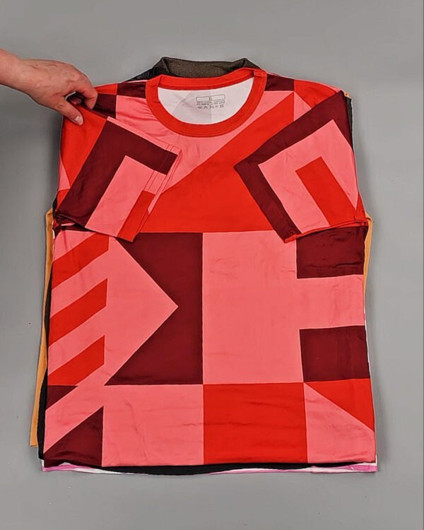 Фотография  537 - Футболки м/ж Cr+Ex#8 кг, ЛОТ № ВК0100 оптом в Махачкале и Дагестане