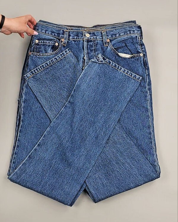 Фотография  821 - Джинсы LEVIS муж #6,3 кг, ЛОТ №8759 оптом в Махачкале и Дагестане