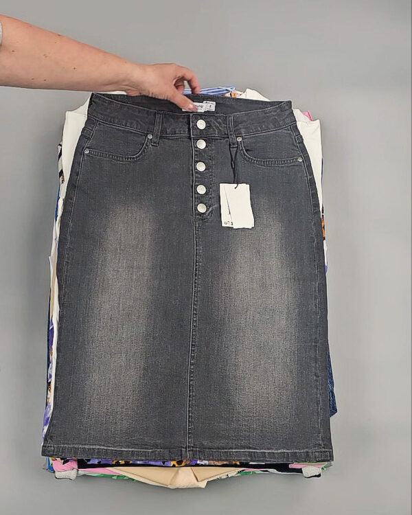 Фотография  409 - B.YOUNG Summer mix 045#17 кг оптом в Махачкале и Дагестане