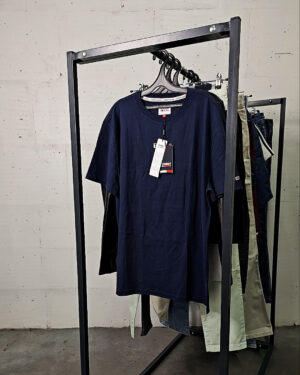 Купить LACOSTE, CALVIN KLEIN, TOMMY HILFIGER, GUESS + 075#19 шт, ЛОТ №9073 оптом в Махачкале и Дагестане