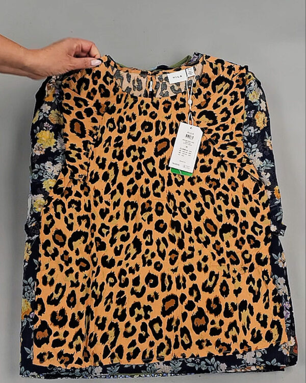 Фотография  796 - Блузки+Джемпера Bestseller Summer 045 B#8,5 кг, ЛОТ №9039 оптом в Махачкале и Дагестане