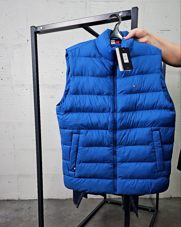 Фотография  319 - LACOSTE, CALVIN KLEIN, TOMMY HILFIGER, GUESS + 075#21 шт, ЛОТ №9077 оптом в Махачкале и Дагестане