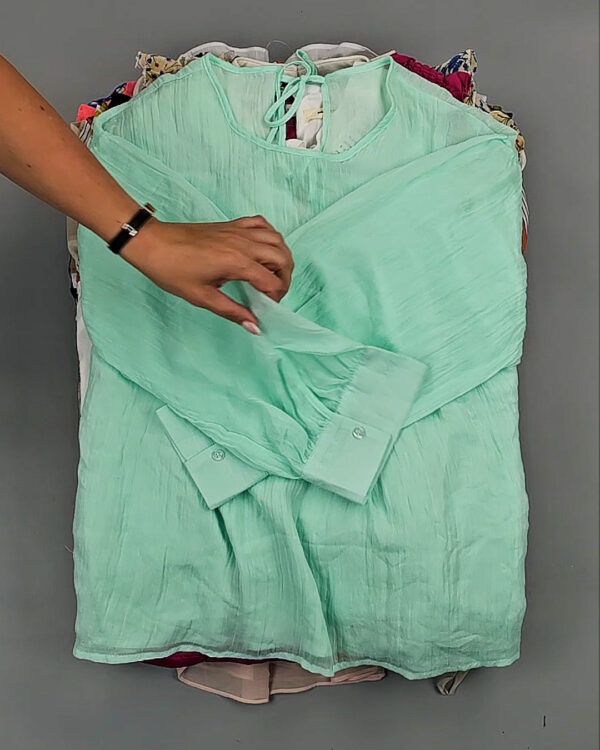 Фотография  384 - Блузки Корея 085#5 кг оптом в Махачкале и Дагестане