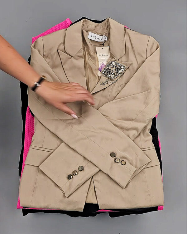 Фотография  163 - Жакеты Корея 085#10 кг, ЛОТ № СТ-9238 оптом в Махачкале и Дагестане