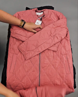 Фотография  897 - Верхняя одежда VILA#10 кг оптом в Махачкале и Дагестане