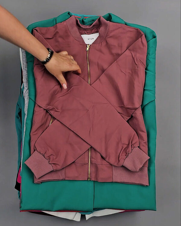 Фотография  230 - Толстовки+Верхняя одежда Bestseller Summer 045 B#7,2 кг, ЛОТ СТ-9323 оптом в Махачкале и Дагестане