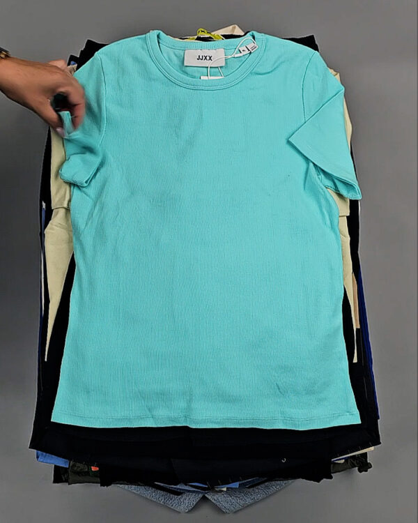 Фотография  699 - JACK JONES Women mix 075 #15 кг, ЛОТ СТ-9183 оптом в Махачкале и Дагестане