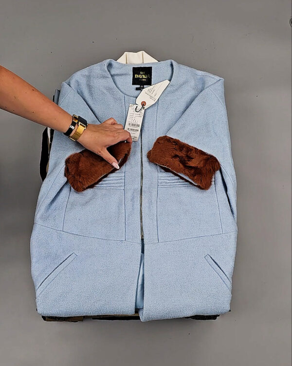 Фотография  892 - Верхняя одежда Корея 085#15 кг, ЛОТ № СТ-9249 оптом в Махачкале и Дагестане