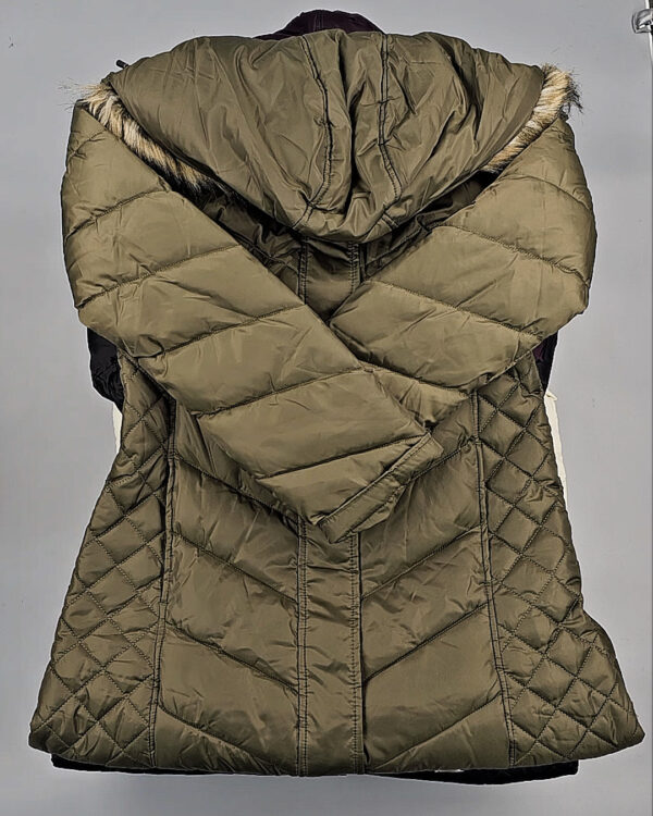 Фотография  308 - Верхняя одежда женская CAN 104#15 кг, ЛОТ СТ-9353 оптом в Махачкале и Дагестане