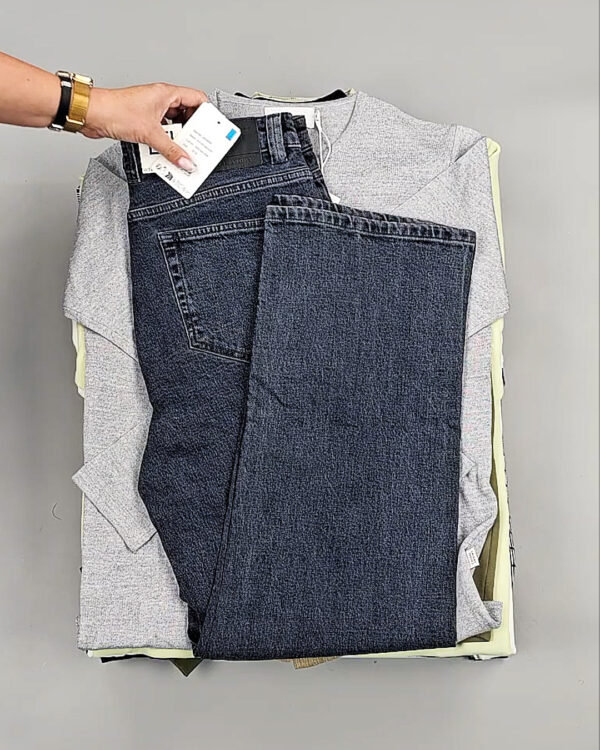 Фотография  608 - CASUAL FRIDAY Summer 075#15,6 кг, ЛОТ № СТ-9273 оптом в Махачкале и Дагестане